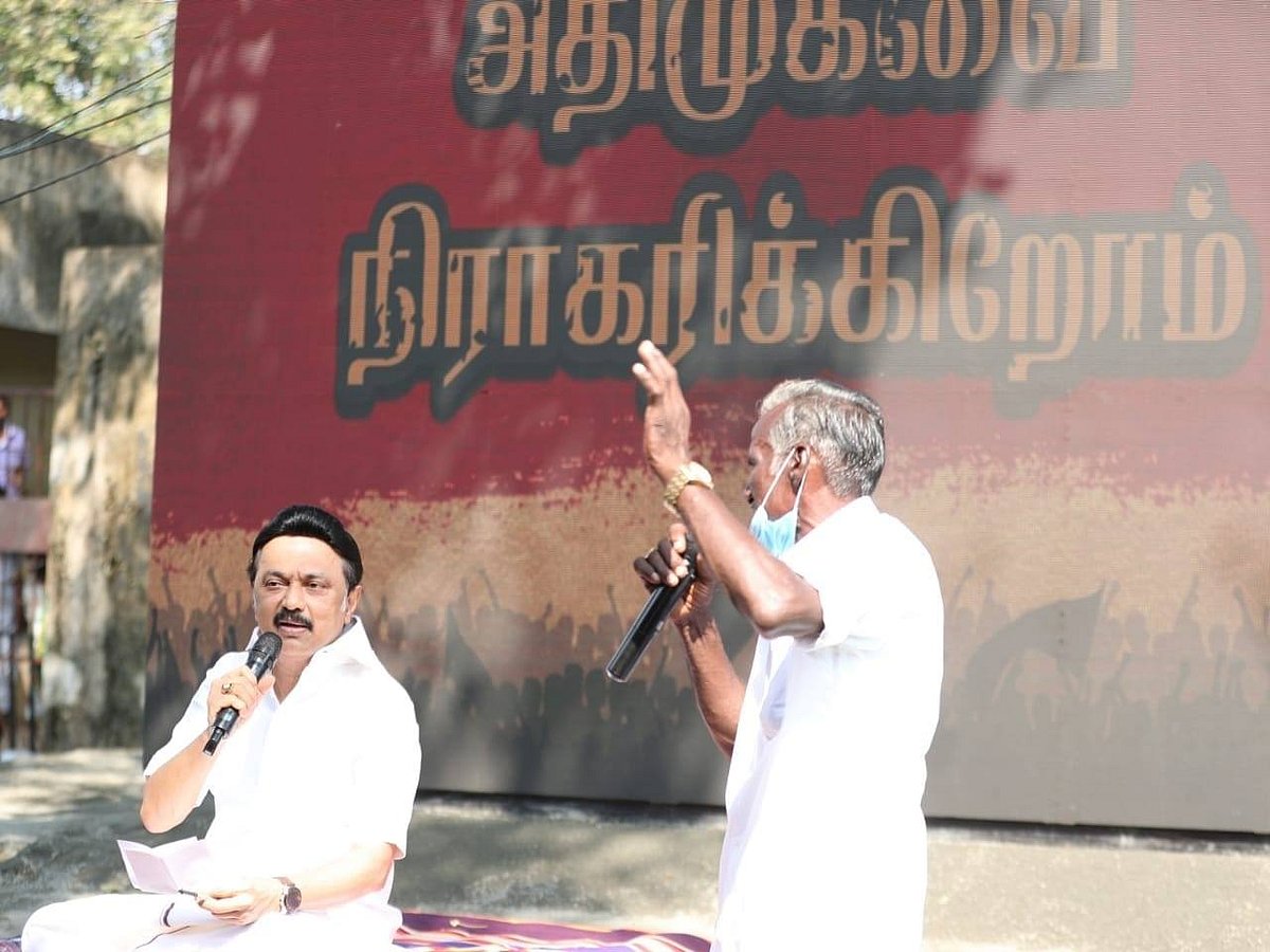 “தமிழர்களின் பெருமையை சீரழித்த அ.தி.மு.க-வை நிராகரிப்போம்” : கிராமசபை கூட்டத்தில் முழங்கிய மு.க.ஸ்டாலின்!