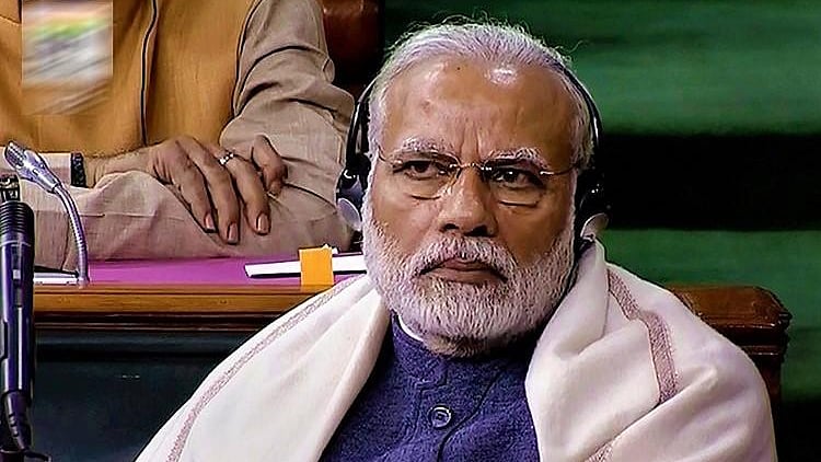 “விவசாயிகள் போராட்டம் குறித்த கேள்விகளை எதிர்கொள்ள அஞ்சியே கூட்டத்தொடர் ரத்து” - சிவசேனா குற்றச்சாட்டு!