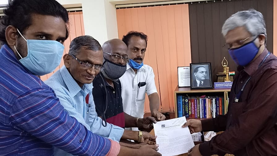 “சமஸ்கிருத செய்தி ஆணையை  உடனே திரும்பப் பெறுக” - தூர்தர்ஷன் சென்னை மண்டல இயக்குநரிடம் த.மு.எ.க.ச மனு!