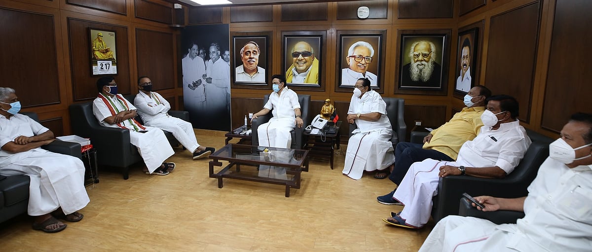 தி.மு.க தலைவர் மு.க.ஸ்டாலினை சந்தித்துப் பேசிய காங்கிரஸ் மேலிட பொறுப்பாளர்!