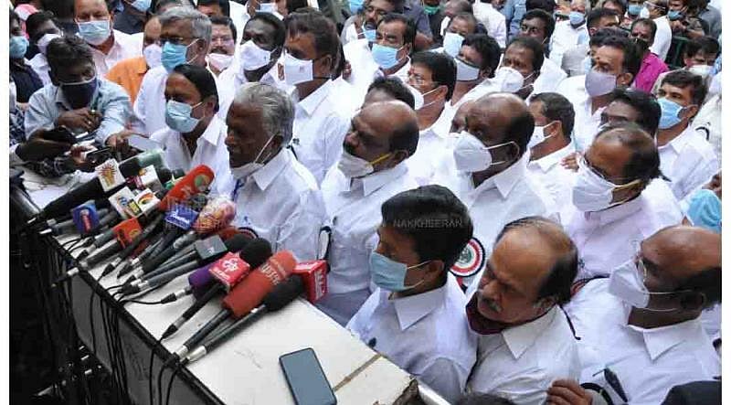 “கொரோனா விதிகளை பின்பற்றாத ஆளுங்கட்சினர் மீது எடுத்த நடவடிக்கை என்ன?” : தமிழக அரசுக்கு ஐகோர்ட் நோட்டீஸ்!