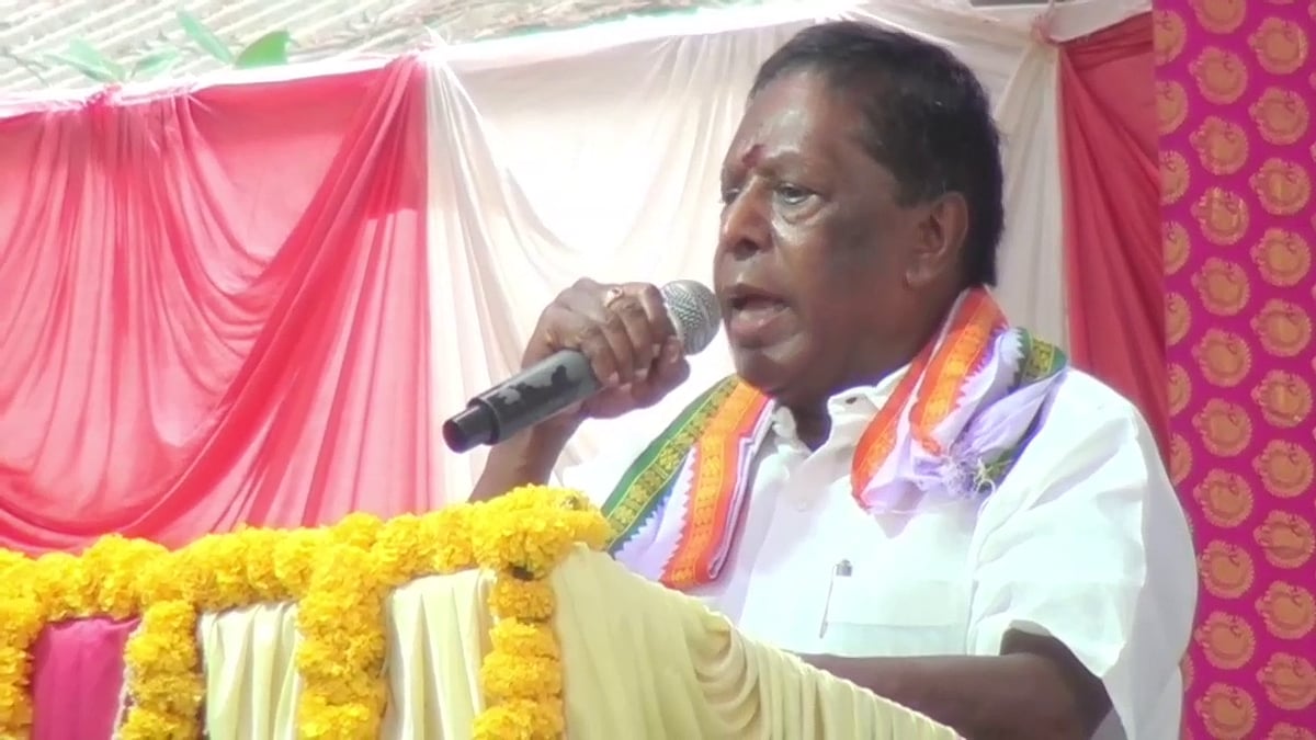 “இட ஒதுக்கீடு பிரச்னைக்கு மோடி அரசும் ஆளுநர் கிரண்பேடியின் செயல்பாடுகளுமே காரணம்” : நாராயணசாமி சாடல்!