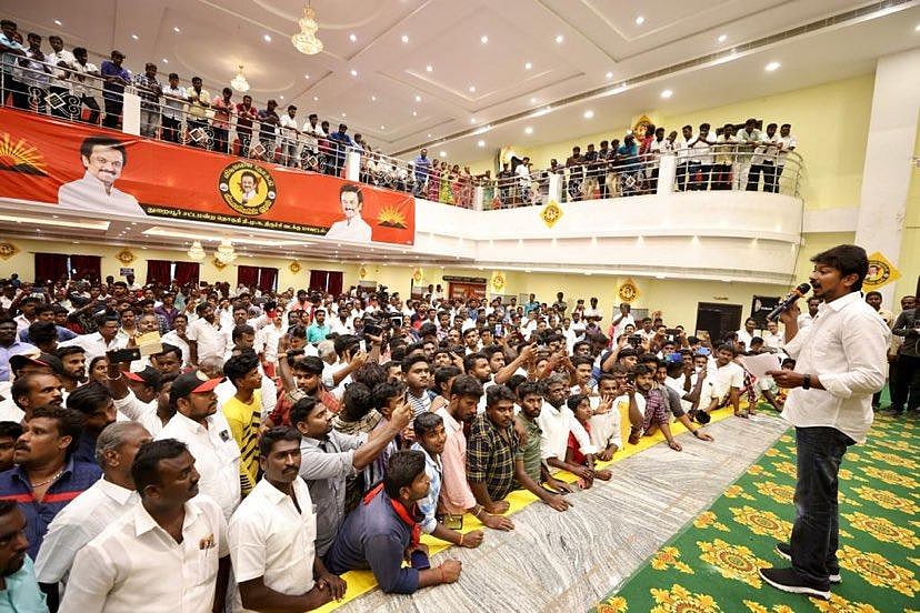 “எஜமானர் கால்களை கும்பிட்டு ஆட்சி நடத்தும் அடிமைகளை அகற்றுவோம்” : உதயநிதி ஸ்டாலின் (Album)