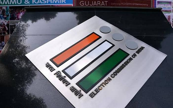 தபால் வாக்கு குளறுபடிகள் பற்றிய ஆர்.டி.ஐ கேள்விகளுக்கு, தேர்தல் ஆணையம் அளித்த அலட்சிய பதில்!