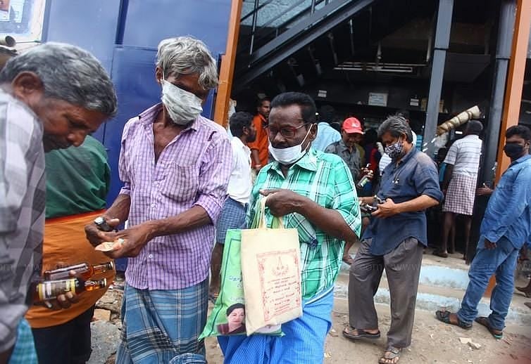 “ஆறு, குளங்களில் நீர் ஓடுகிறதோ இல்லையோ, மூலை முடுக்குகளில் மதுபானம் ஆறாக ஓடுகிறது” - ஐகோர்ட் மதுரை கிளை!