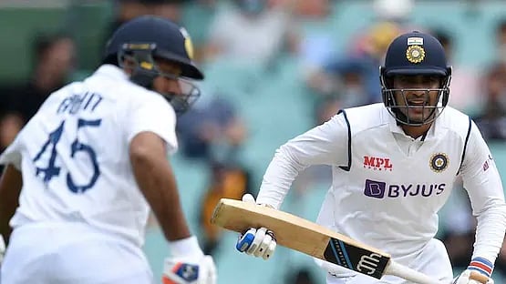 இந்திய அணியின் ஓப்பனராக ஆதிக்கம் செலுத்துவாரா சுப்மன் கில் - அச்சாரம் போட்ட அரைசதம்! #IndvAus