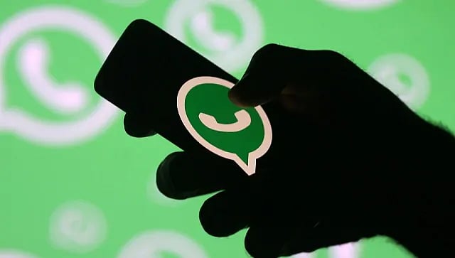 Whatsapp-ஐ Uninstall செய்யும் பயனர்கள் - புதிய பிரைவசி பாலிசியால் என்ன சிக்கல்?