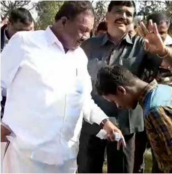 “திருக்குறளை எழுதியது அவ்வையாரா?” : அமைச்சர் திண்டுக்கல் சீனிவாசன் மீண்டும் சர்ச்சை பேச்சு!