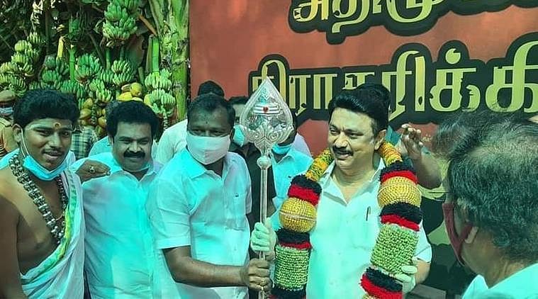 “எதிரிகளை ‘சம்ஹாரம்’ செய்யும் ‘வேலை’க் கையிலெடுத்த தலைவர் மு.க.ஸ்டாலின்” - தினமலருக்கு முரசொலி பதிலடி!