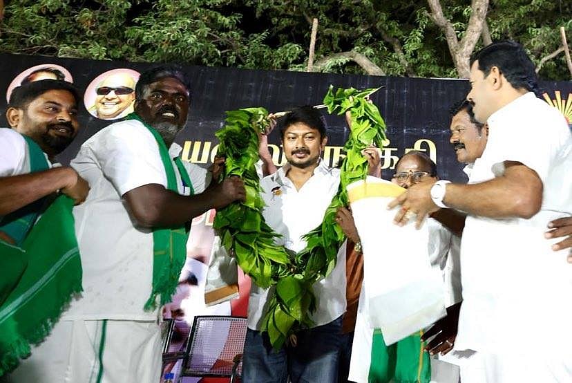 ‘விடியலை நோக்கி ஸ்டாலினின் குரல்’ தேர்தல் பரப்புரை - உதயநிதி ஸ்டாலினுக்கு மக்கள் வரவேற்பு! (Album)