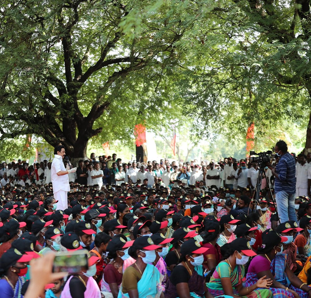 கடலூர், திருவாரூர் மாவட்டங்களில் நடைபெற்ற மக்கள் கிராம சபை கூட்டத்தில் தி.மு.க தலைவர் பங்கேற்பு! (Album)