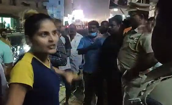 மது போதையில் ஜீப் ஓட்டி விபத்து ஏற்படுத்திய வடமாநில பெண்.. போலிஸாரிடம் தகராறில் ஈடுபட்டு அட்டூழியம்!