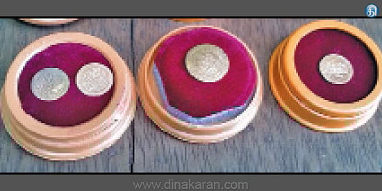 ஜல்லிக்கட்டில் காளைகளை அடக்கியவர்களுக்கு ‘போலி’ தங்கக்காசு கொடுத்த முதல்வர் எடப்பாடி - புதிய சர்ச்சை!