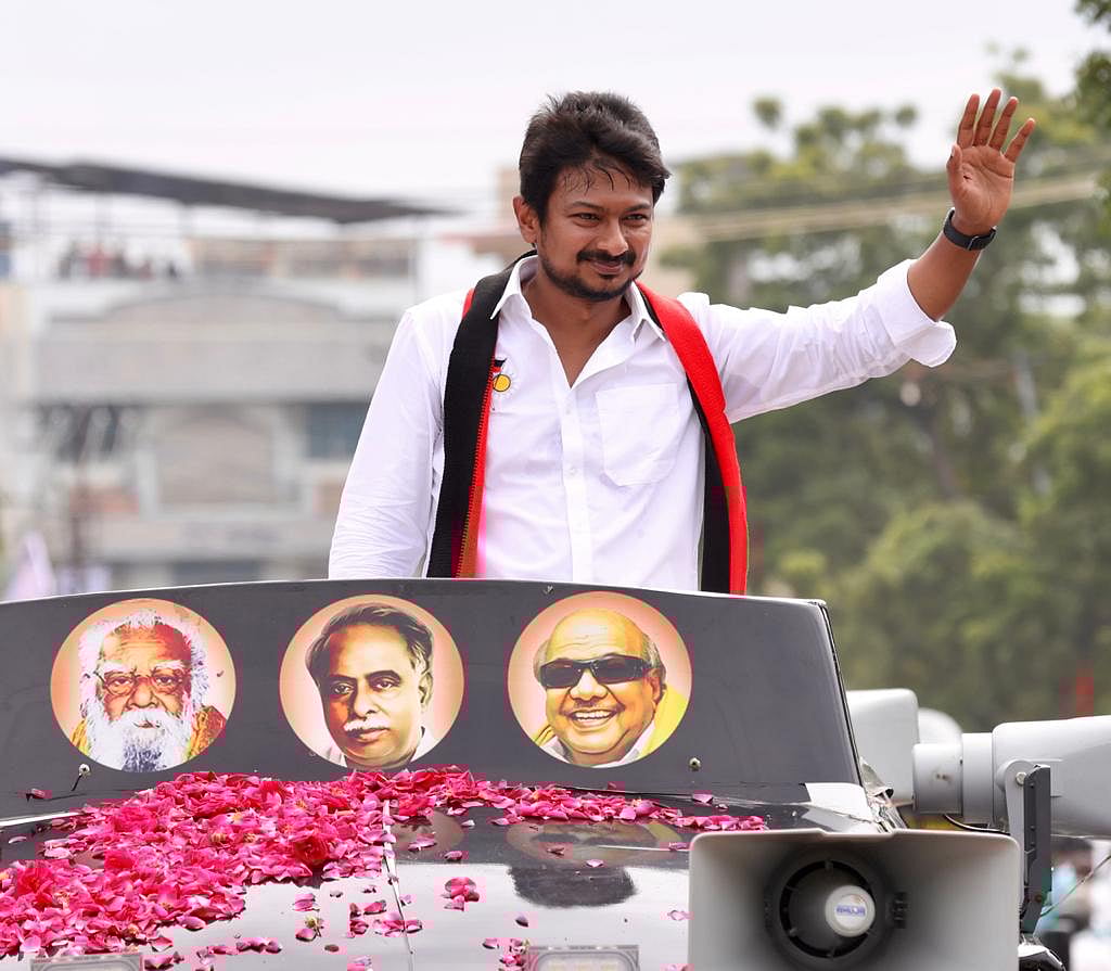 "குற்றவாளிகளை காப்பாற்றிய அடிமைகள், தி.மு.க ஆட்சியில் கம்பி எண்ணுவது உறுதி” : உதயநிதி ஸ்டாலின் (Album)