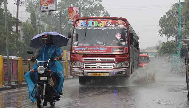 7 மாவட்டங்களில் இடி மின்னலுடன் கனமழை பெய்யக்கூடும்; அடுத்த 2 நாட்களுக்கான சென்னையின் வானிலை இதுதான்!