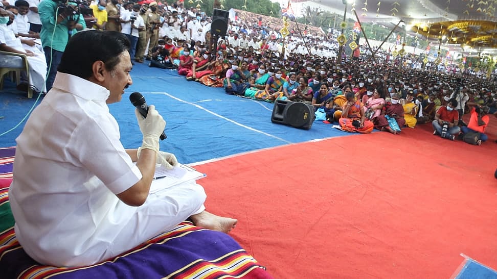 “8 முறை MLA-வாக இருந்தாலும் தொகுதி மக்களின் கோரிக்கைகள் அவருக்கு எட்டாக்கனியே” - மு.க.ஸ்டாலின் விளாசல்!