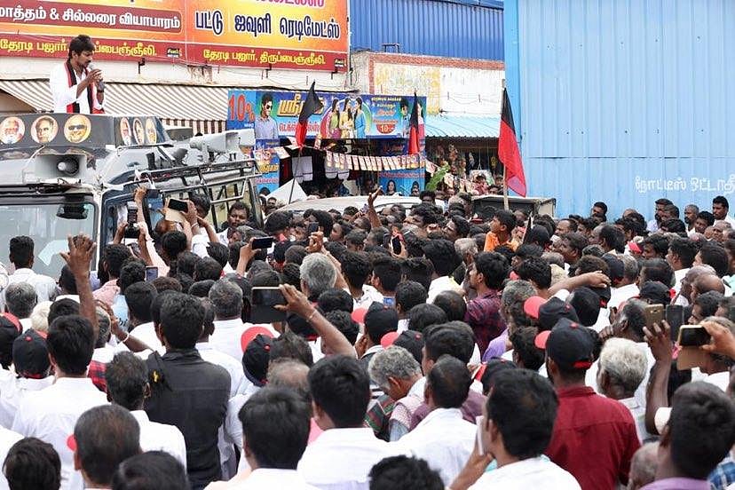 "குற்றவாளிகளை காப்பாற்றிய அடிமைகள், தி.மு.க ஆட்சியில் கம்பி எண்ணுவது உறுதி” : உதயநிதி ஸ்டாலின் (Album)