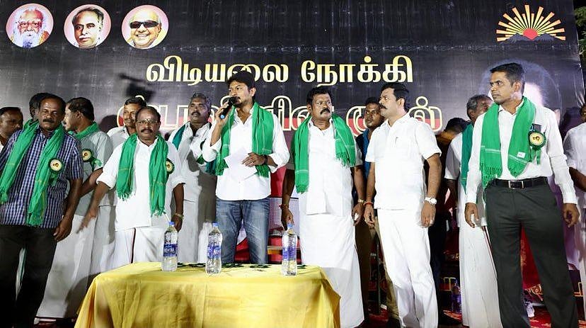 ‘விடியலை நோக்கி ஸ்டாலினின் குரல்’ தேர்தல் பரப்புரை - உதயநிதி ஸ்டாலினுக்கு மக்கள் வரவேற்பு! (Album)