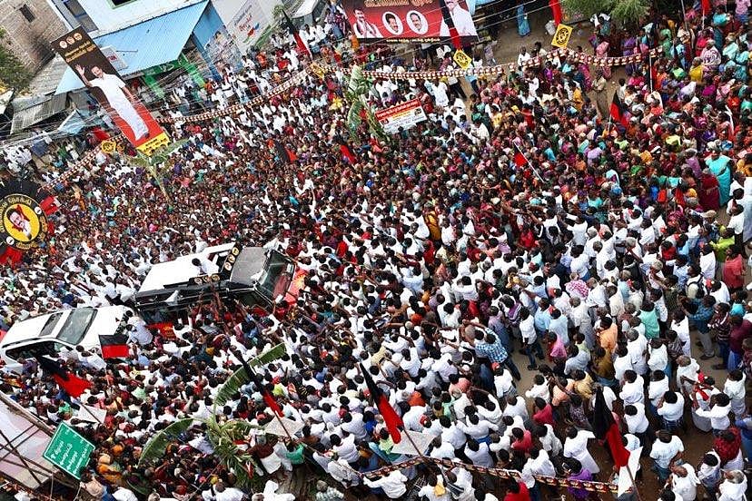 “மக்கள் விரோத அடிமைகளை வீட்டுக்கு அனுப்புவோம்”- மக்கள் வெள்ளத்தில் உதயநிதி ஸ்டாலின்! (Album)