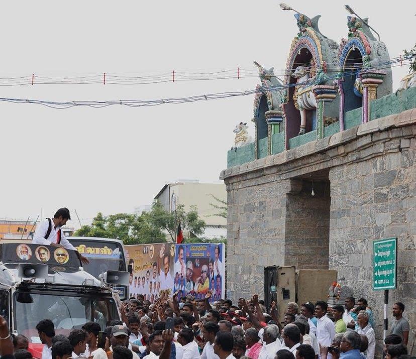 "குற்றவாளிகளை காப்பாற்றிய அடிமைகள், தி.மு.க ஆட்சியில் கம்பி எண்ணுவது உறுதி” : உதயநிதி ஸ்டாலின் (Album)