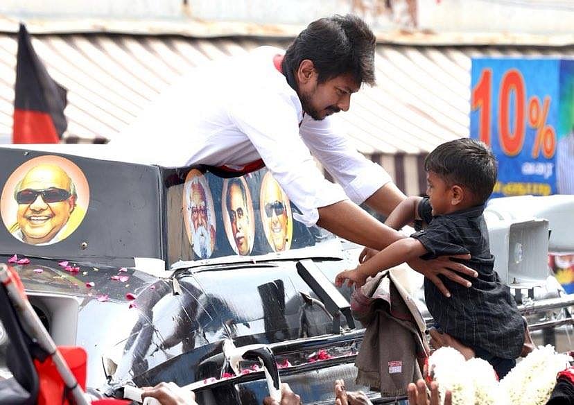 "குற்றவாளிகளை காப்பாற்றிய அடிமைகள், தி.மு.க ஆட்சியில் கம்பி எண்ணுவது உறுதி” : உதயநிதி ஸ்டாலின் (Album)