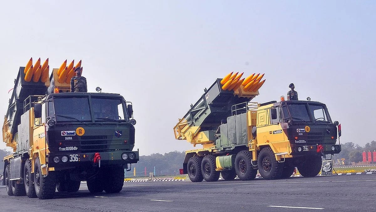 ரூ.56,000 கோடி மதிப்பிலான நிறுவனத்தை ரூ.720 கோடிக்கு விற்கத் துடிக்கும் மோடி அரசு - தனியார்மயமாகும் BEML!