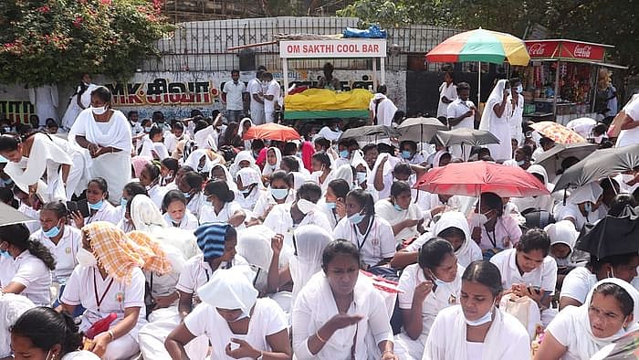 “செவிலியர்கள் போராட்டம்: அடுத்த கட்டத்துக்கு செல்வதற்குள் அரசின் உடனடி தலையீடு தேவை” - முரசொலி தலையங்கம்!