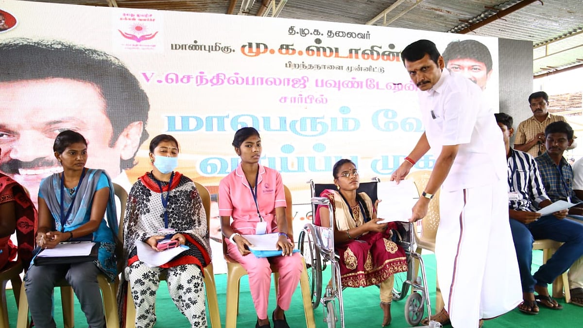 ஜெராக்ஸ் முதல்வர் வேண்டாம்; அசல் முதல்வரை தேர்ந்தெடுப்போம் : வேலைவாய்ப்பு முகாமில் செந்தில்பாலாஜி பேச்சு!