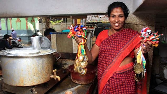 புதுக்கோட்டையின் பி.டி.உஷா.. தடகளத்தில் பதக்கங்களை குவிக்கும் தங்க மங்கை ‘டீ மாஸ்டர்’ கலைமணி!