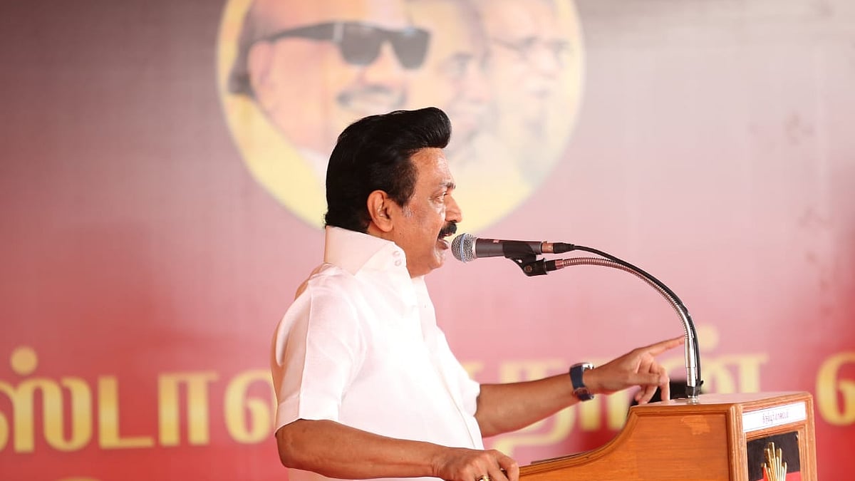 “பழனிசாமி உதவாக்கரை என்பதை உணர்த்தும் இந்தப் பெட்டி; மக்களின் மனசாட்சிப் பெட்டி” - மு.க.ஸ்டாலின் பேச்சு!