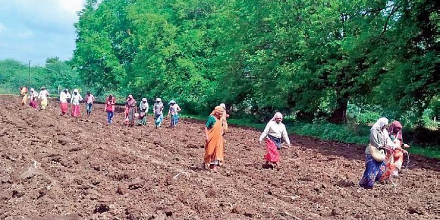 “தூய்மை இந்தியா திட்டத்தில் என்ன செய்தீர்கள்?” : அதிகாரியிடம் கேள்வி கேட்டு அசத்திய 88 வயது பாட்டி!