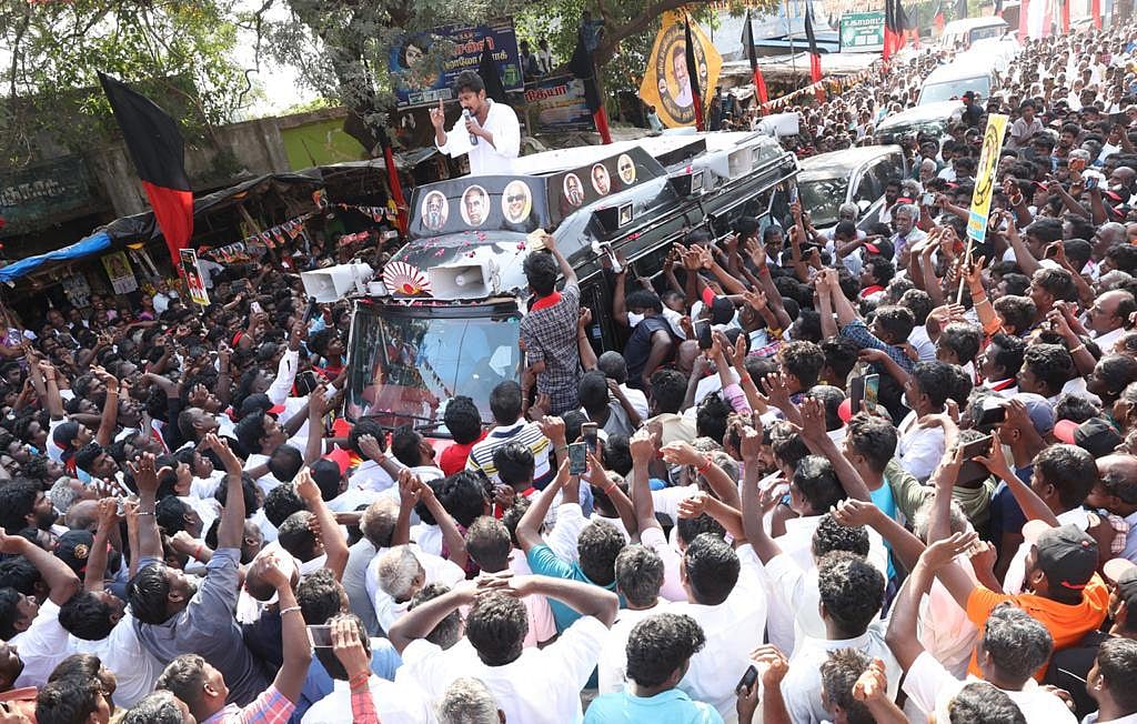 “விவசாயக் கடன் ரத்து : தி.மு.க தலைவர் சொன்ன பிறகு செயல்படும் அ.தி.மு.க அரசு” - உதயநிதி ஸ்டாலின் சாடல்!