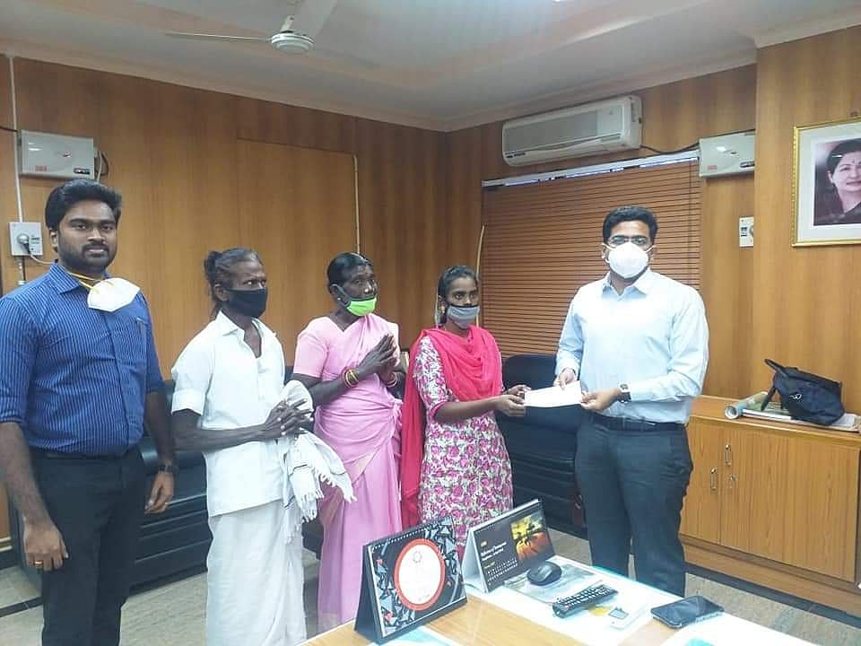  சிதிலமடைந்த வீட்டில் ’பரியேறும் பெருமாள்’ நடிகர் : வீடு கிடைக்க வாய்ப்பு ஏற்படுத்திக் கொடுத்த தமுஎகச