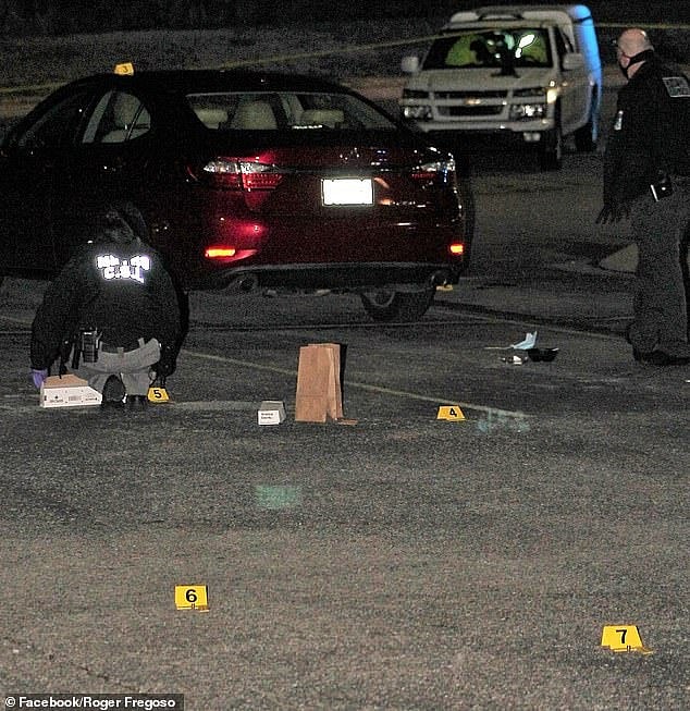 கத்தியைக் காட்டி prank show செய்த வாலிபர் சுட்டுக்கொலை : இதுபோன்ற முட்டாள்தனத்துக்கு தடை கோரும் மக்கள்