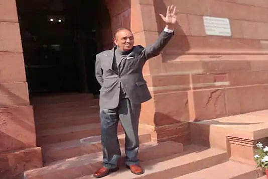 மாநிலங்களவையில் இருந்து விடைபெற்றார் காங்கிரஸ் மூத்த தலைவர் குலாம் நபி ஆசாத் : கண்ணீர் மல்க பிரியாவிடை