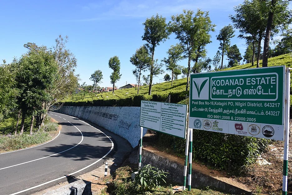 கொடநாடு வழக்கை கையில் எடுத்த CBCID: ஜெயலலிதா, சசிகலா தங்கிய அறைகளில் சோதனை - கலகத்தில் எடப்பாடி கும்பல் !