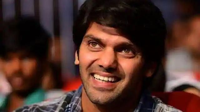 “திருமணம் செய்வதாக ஏமாற்றி 70 லட்சம் மோசடி செய்த நடிகர் ஆர்யா”- ஜனாதிபதி அலுவலகத்தில் இலங்கை பெண் புகார்!