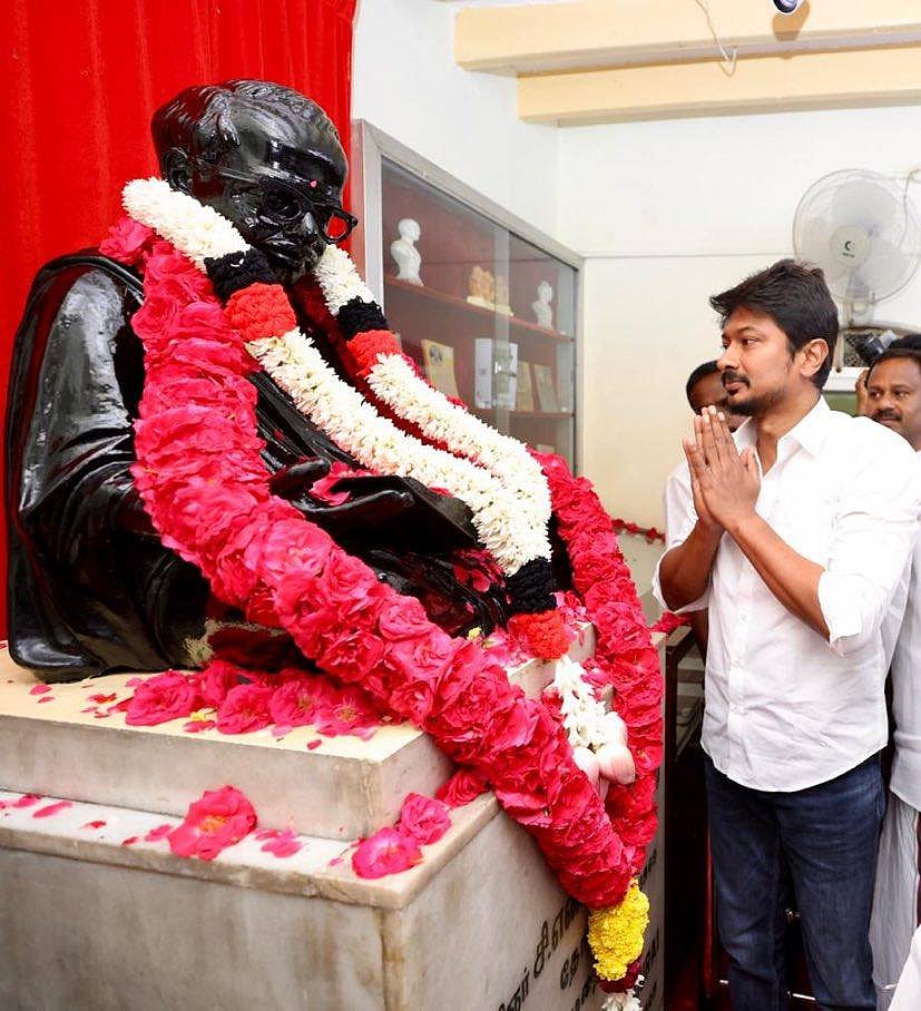 பேரறிஞர் நினைவுநாள்: காஞ்சியில் தி.மு.கவினர் அமைதி பேரணி.. உதயநிதி ஸ்டாலின் பங்கேற்பு! (ALBUM)