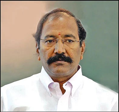 “அமைச்சர் தங்கமணியின் ஒரு தொகுதிக்கு மட்டும் 20.61 கோடி ஒதுக்கீடா?” : எடப்பாடி அரசுக்கு ஐகோர்ட் கேள்வி!