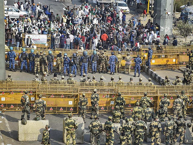 விவசாயிகளின் நாடு தழுவிய ‘சக்கா ஜாம்’ போராட்டம்: டெல்லியில் துணை இராணுவப் படைகள் குவிப்பு!