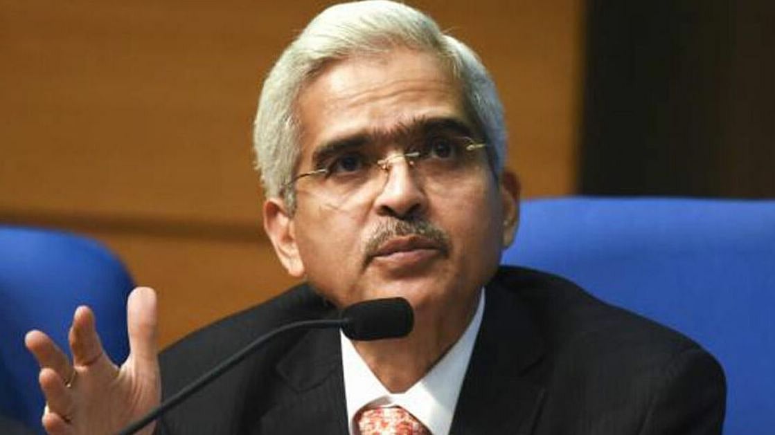 "பெட்ரோல், டீசல் மீதான வரியை குறைக்க வேண்டும்": அரசுக்கு ரிசர்வ் வங்கி ஆளுநர் சக்திகாந்த தாஸ் வேண்டுகோள்!