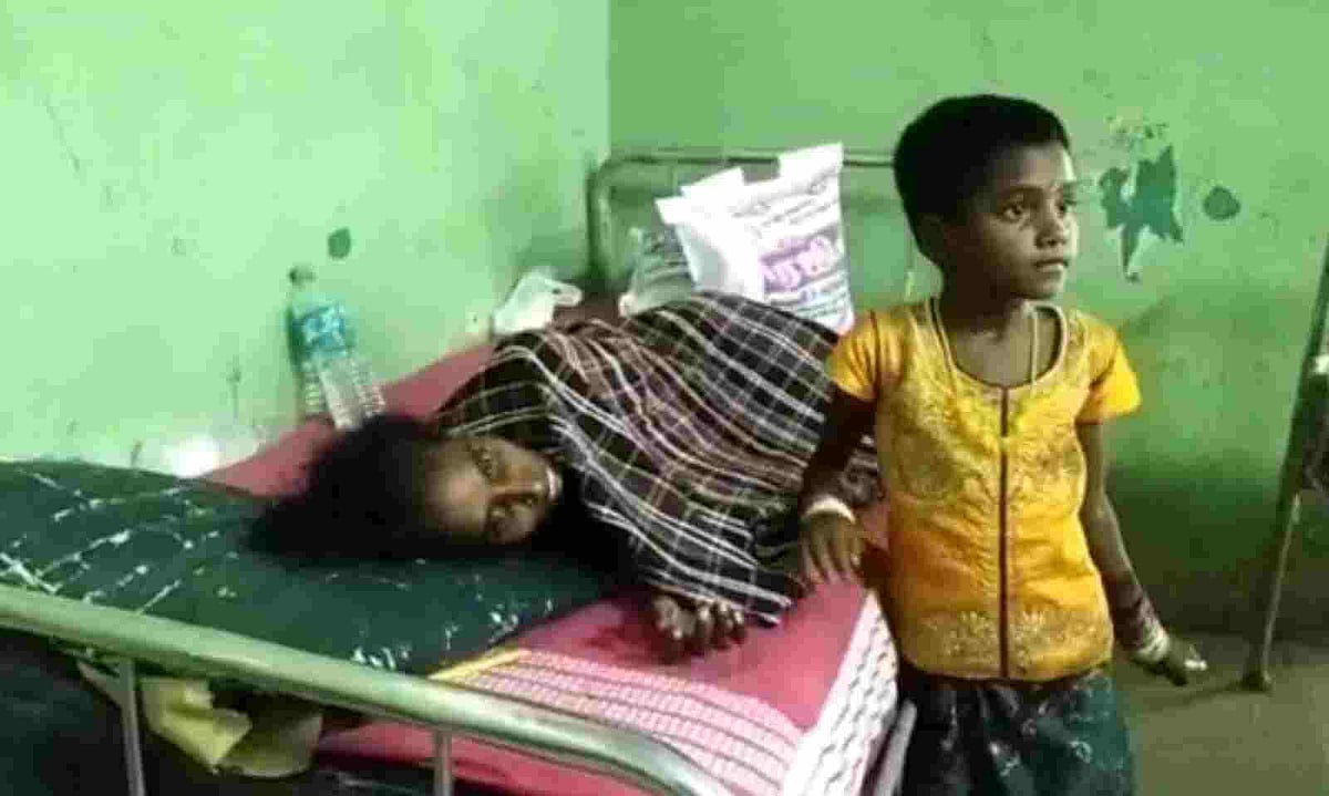 ஊரடங்கால் வேலையிழப்பு; பட்டினி கிடந்து குழந்தைகளை காத்த தாய்: நிற்கதியான பெண்ணுக்கு உதவிய தஞ்சை இளைஞர்கள்