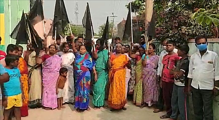 தமிழகம் முழுவதும் அ.தி.மு.க வேட்பாளர்களை விரட்டி அடிக்கும் பொதுமக்கள் : கதி கலங்கும் எடப்பாடி பழனிச்சாமி!