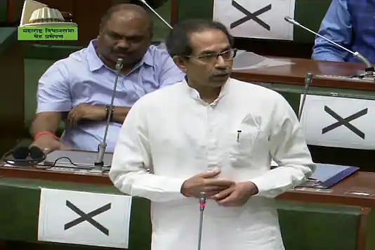 "பாரத் மாதா கீ ஜே" என்று முழக்கமிட உங்களுக்கு உரிமையில்லை : பா.ஜ.கவை கடுமையாகச் சாடிய உத்தவ் தாக்ரே!