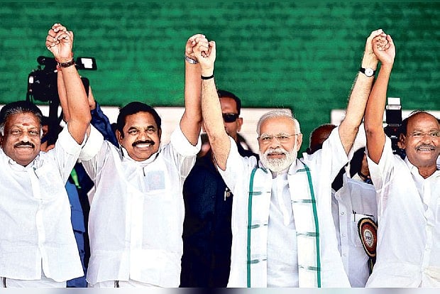 "ஒன்றாக இணைந்துள்ள சாதி-மத-ஊழல்வாதிகளுக்கு இந்த தேர்தலில் முடிவுகட்ட வேண்டும்" - கரு.பழனியப்பன் பேச்சு!