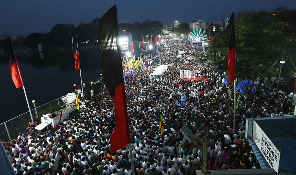 “கொரோனா காலத்திலும் கொள்ளையடித்த ஆட்சியை வீட்டிற்கு அனுப்பவேண்டாமா?” - மு.க.ஸ்டாலின் சூறாவளி பிரச்சாரம்!