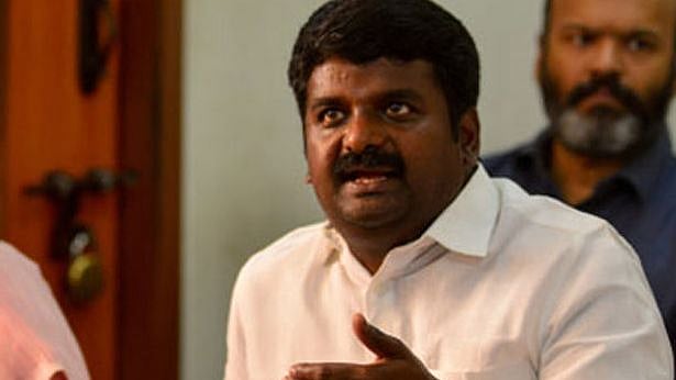 “எப்படி அமைச்சரானீர்கள் என்பதை மறந்துவிட்டீர்களா விஜயபாஸ்கர்?”- பதவி போகும் நேரத்தில் ஏன் கண்ணீர் நாடகம்?