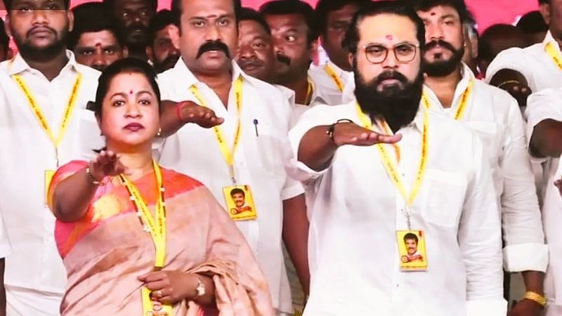 “அரசியல் வரலாற்றில் காணாத அதிசயம்” - கூட்டணியில் ஒதுக்கிய சீட்டை திருப்பிக்கொடுத்த சரத்குமார்!