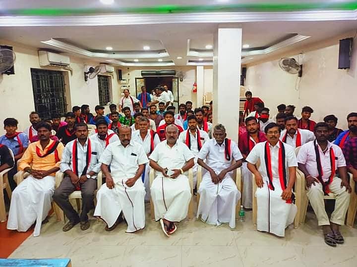 தி.மு.க-வில் இணைந்த எடப்பாடி முன்னாள் எம்.எல்.ஏ... கூட்டம்கூட்டமாக கழகத்தில் இணையும் மாற்றுக்கட்சியினர்!