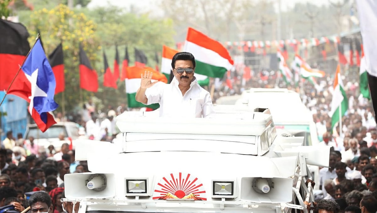 “கலைஞரின் வெற்றிடத்தை நிரப்பக்கூடிய ஒரே தலைவர் மு.க.ஸ்டாலின்” - THE WEEK வார இதழ் புகழாரம்!